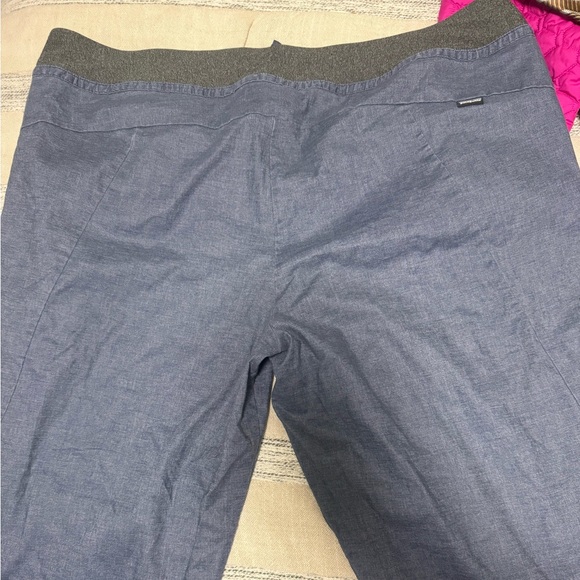 Woman’s XXL Patagonia pants - Picture 1 of 4